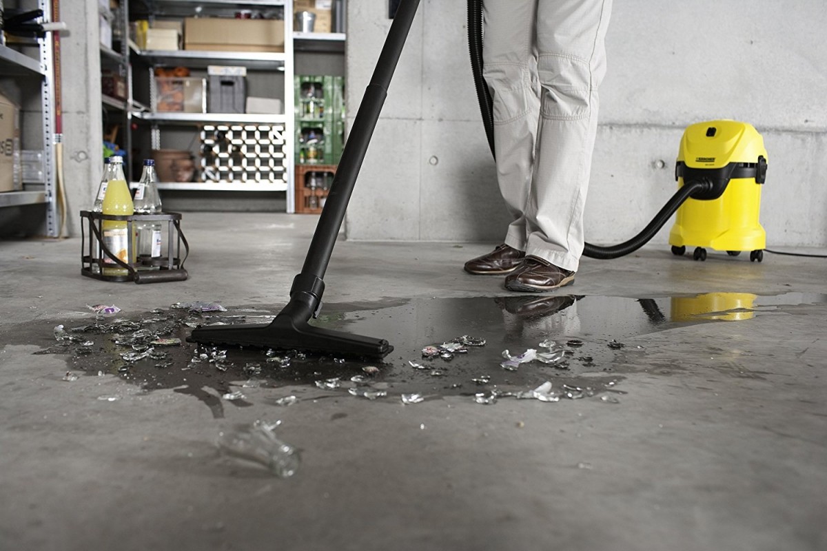 שואב אבק קרשר KARCHER WD3 P